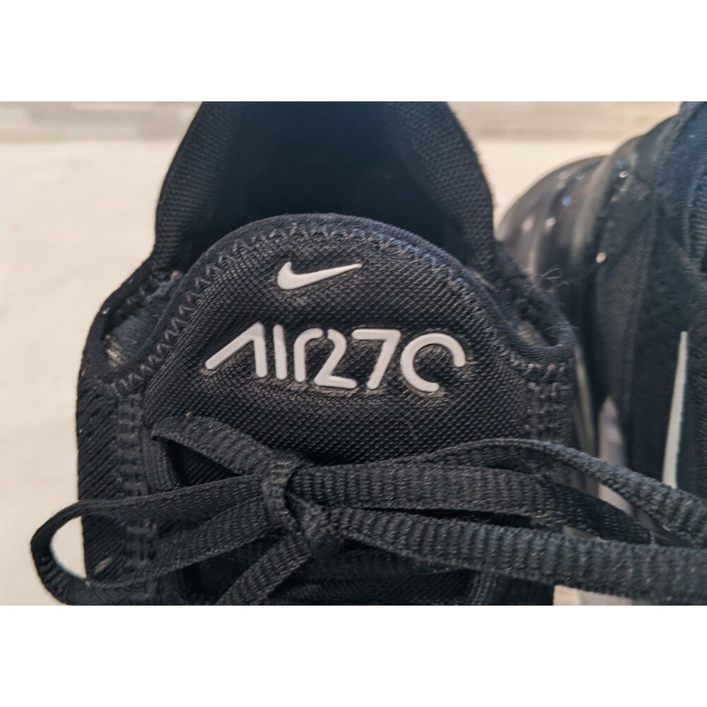 Wmn's NIKE Air Max 270 Black/White Breathable Mesh Lightweight Running Shoe 7.5 - Picture 3 of 14